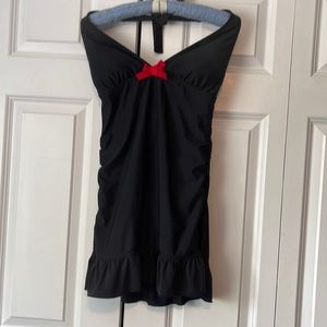 Women’s swim suit. Venus size 10 never worn. Nice suit.